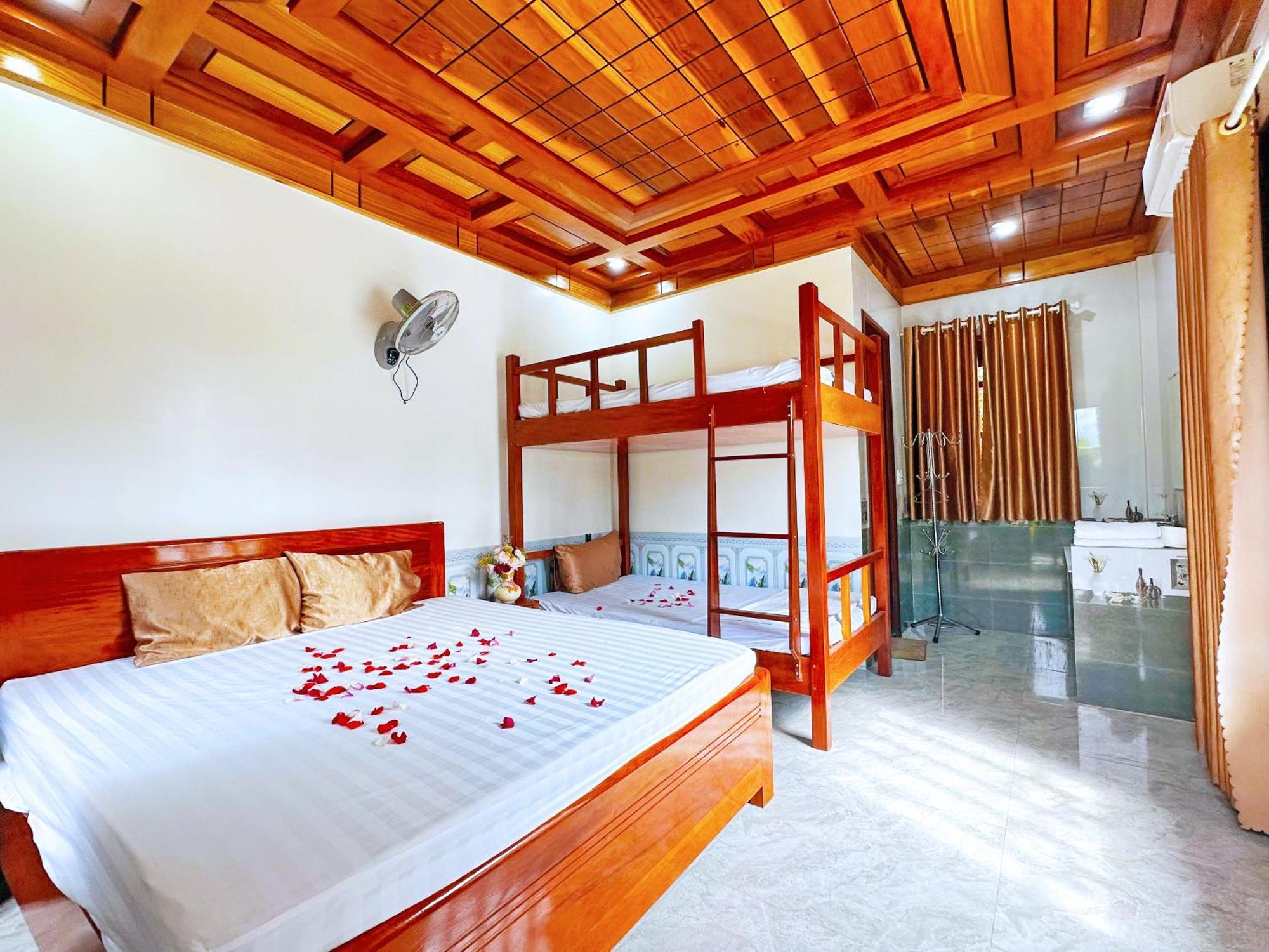 The Hill Villas Phong Nha Exterior photo
